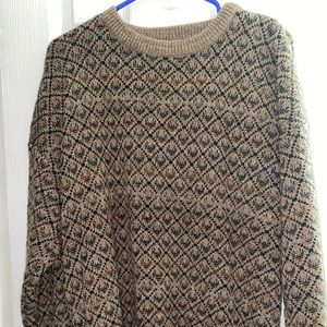 Knit sweater
